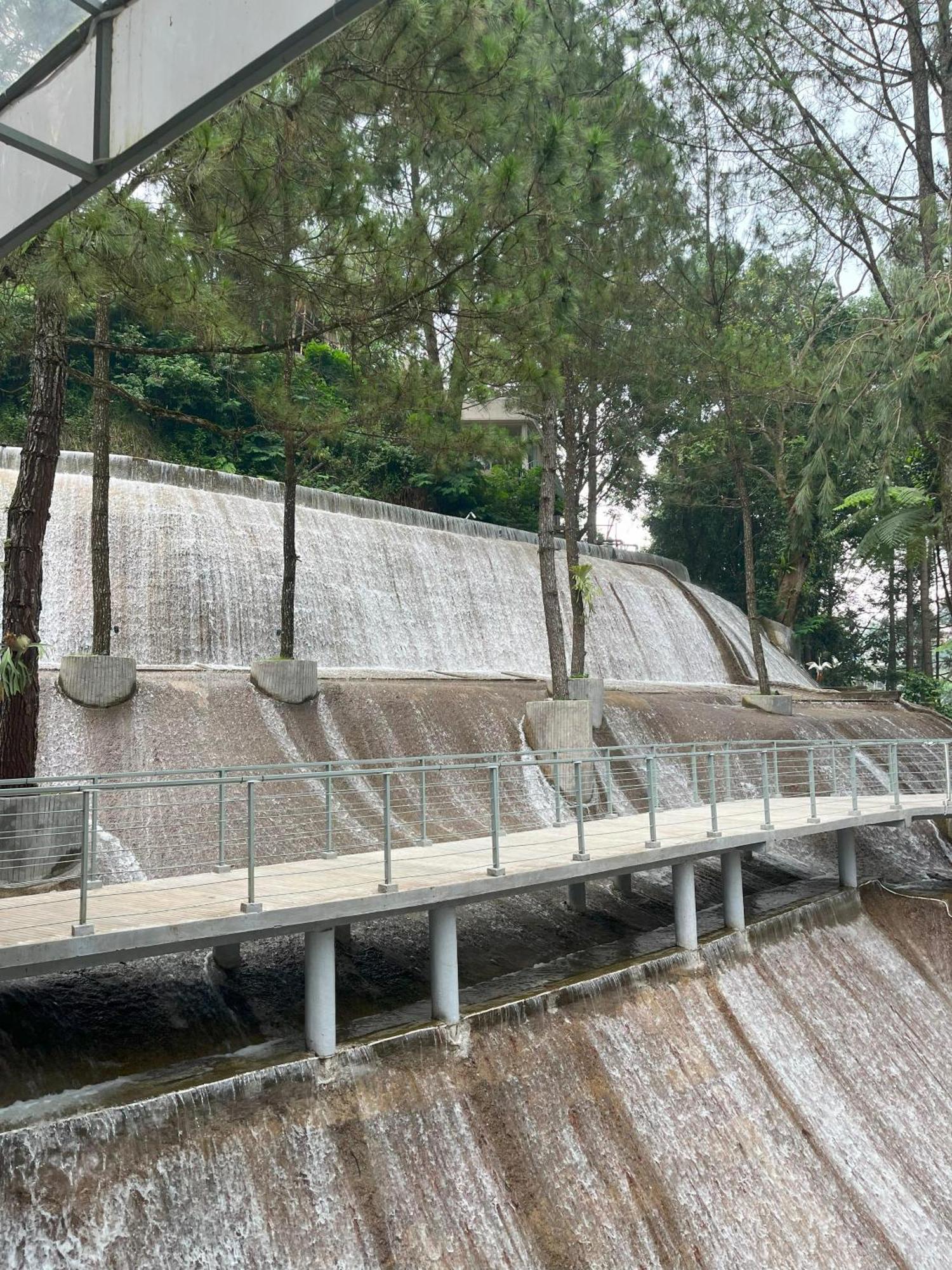 Heha Waterfall Suites & Camping Ground Paragajen Exteriör bild